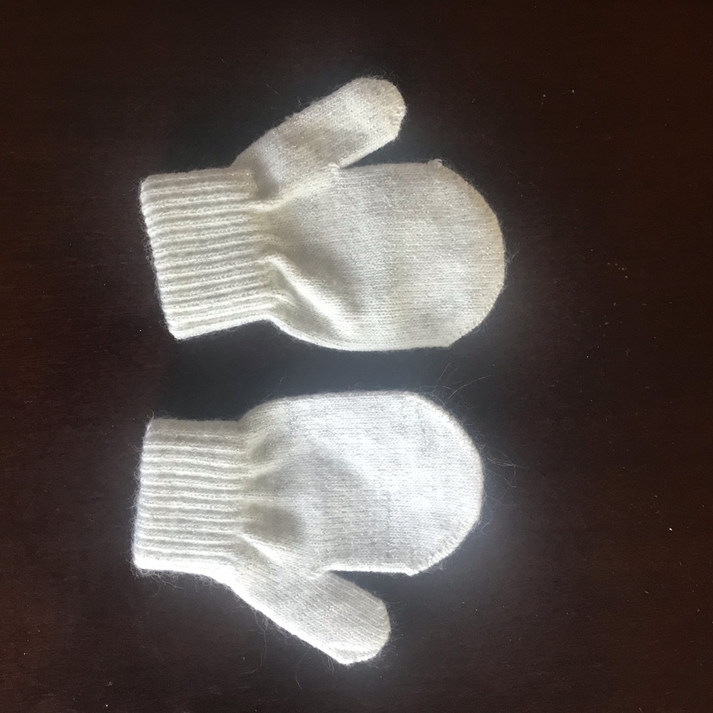 5/$15 🌷 Baby Girl Mittens